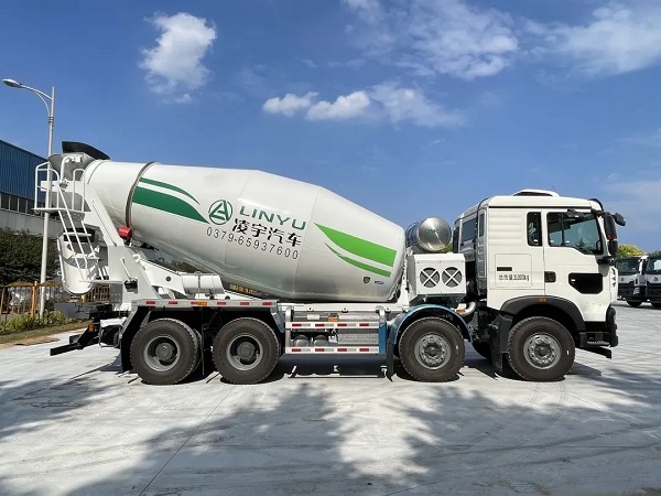 凌宇混動(dòng)攪拌車(chē)